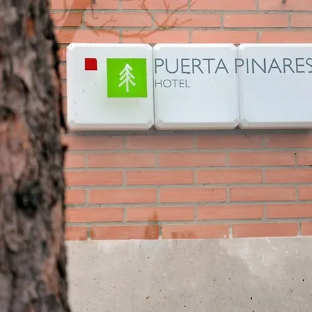 Puerta Pinares Hotel