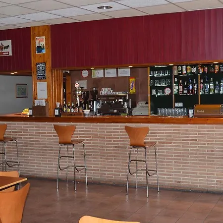 Puerta Pinares 3*