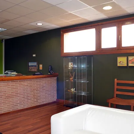 Puerta Pinares 3* Abejar